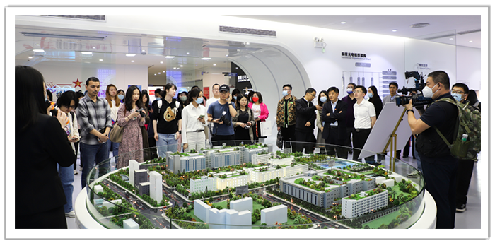 “未来已来·高质量发展看广东”网络主题活动走进永信贵宾会光电.png